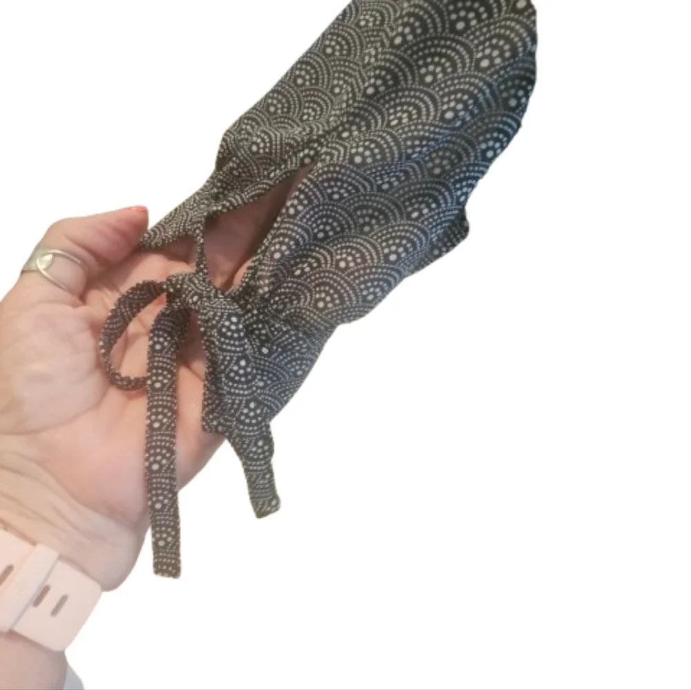 H&M Black Plunge Neck Bishop Sleeve Dress - Picture 5 of 9